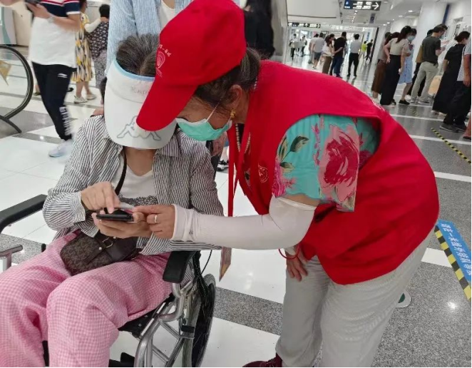 关于清华长庚医院看病陪同就诊的全程安排的信息